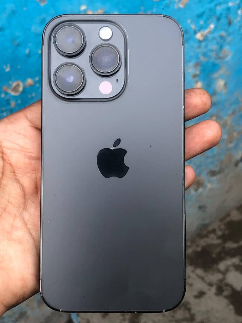 Apple iPhone 14 Pro 0