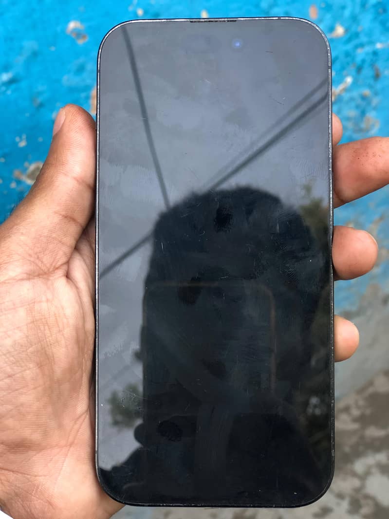 Apple iPhone 14 Pro 1