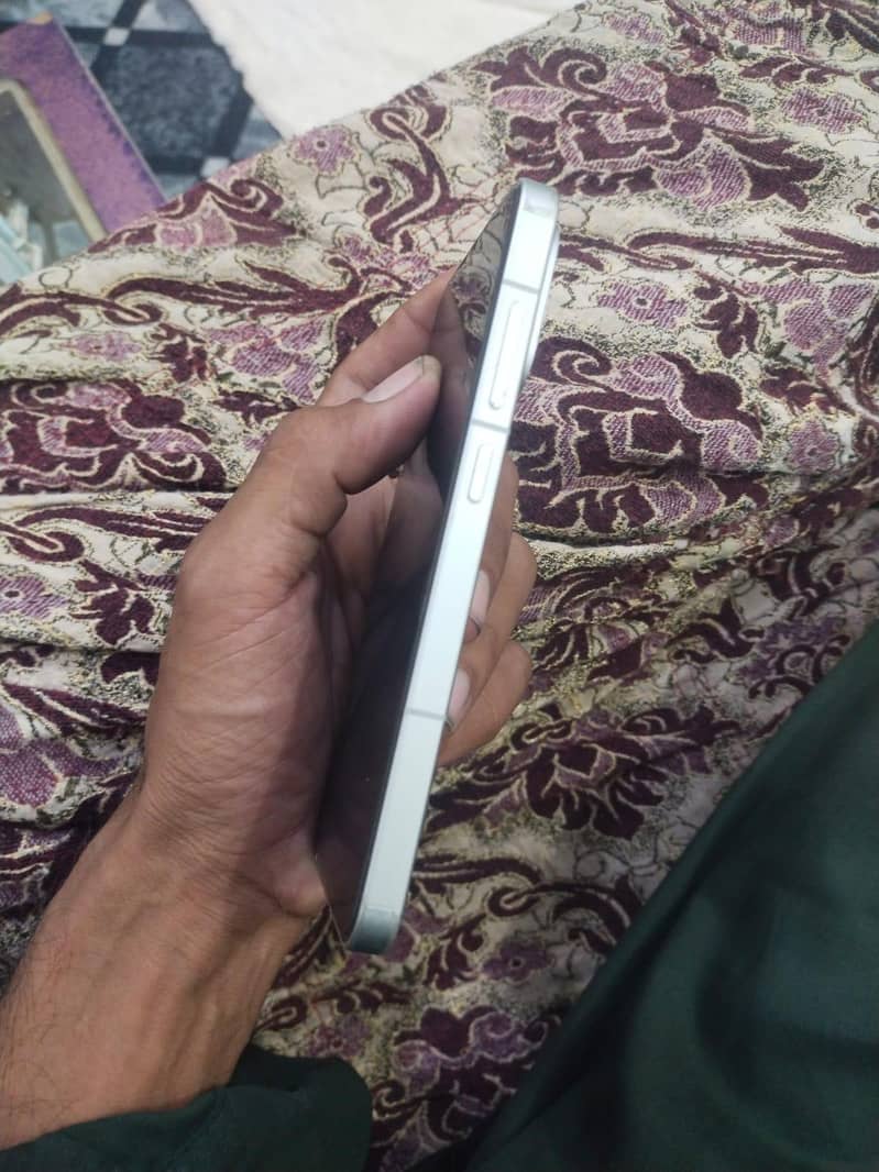 One Plus 13T 3