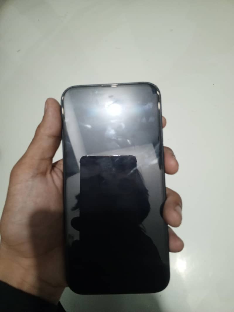 Apple iPhone 13 3