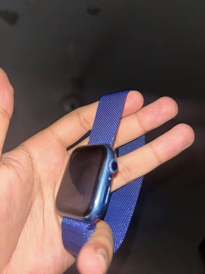 Apple Watch Series 7 45mm full box