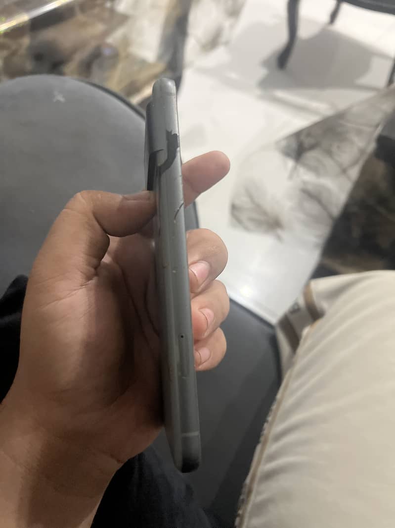 Google Pixel 8 2