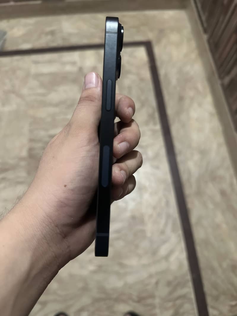 iPhone 14 JV 2