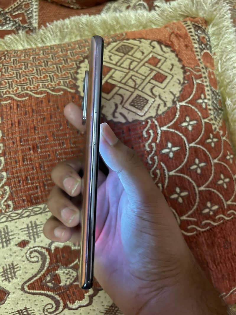 One Plus 9 4
