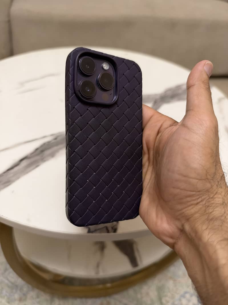 Apple iPhone 14 Pro 2