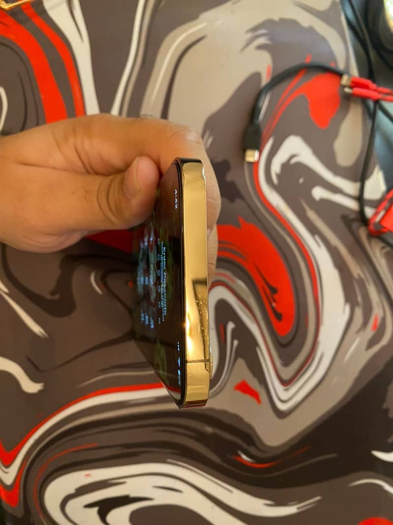 Apple iPhone 12 Pro Max 8
