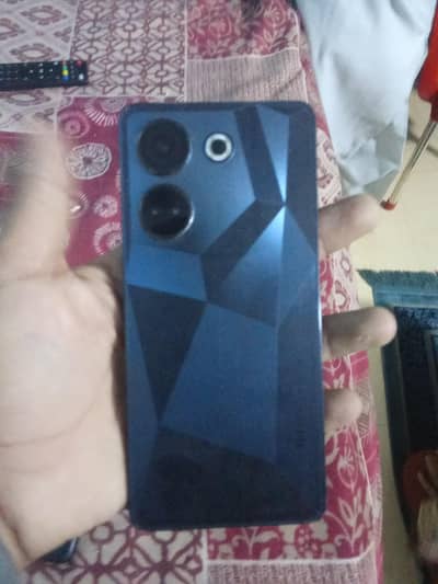 Tecno CAMON 20