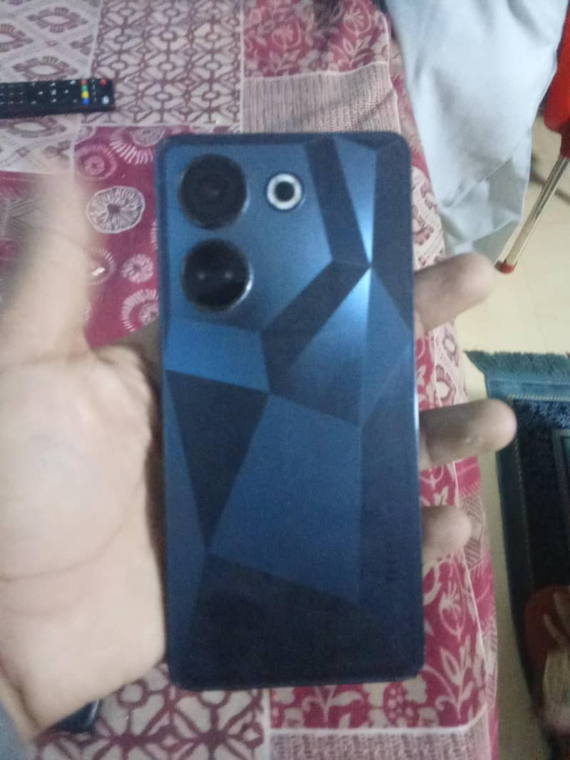 Tecno CAMON 20 0