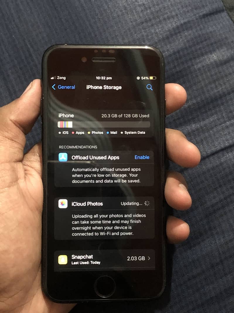 Apple iPhone 7 3