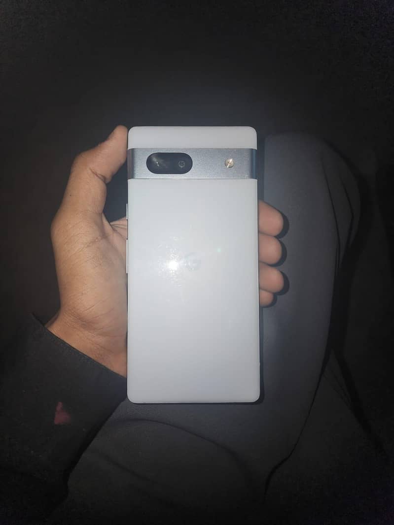 Google Pixel 7a 1