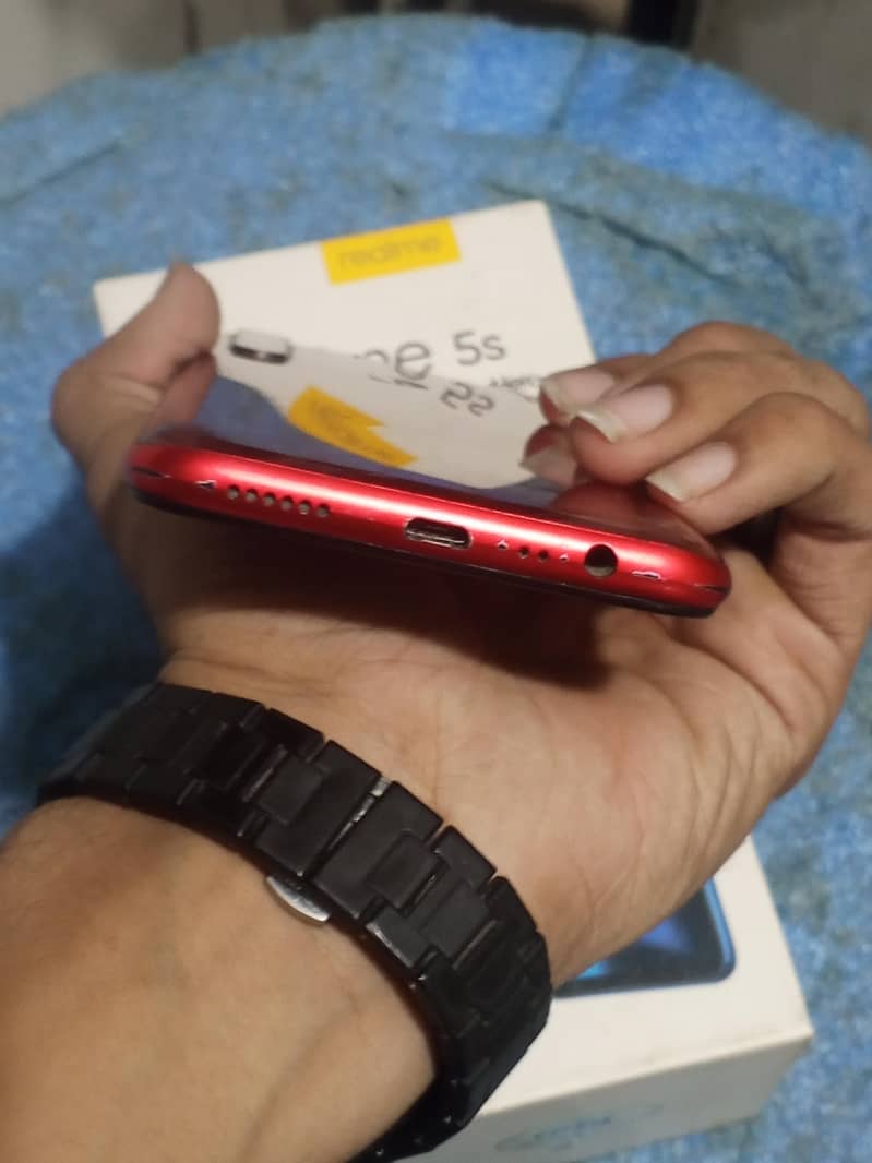 Realme 5s 3
