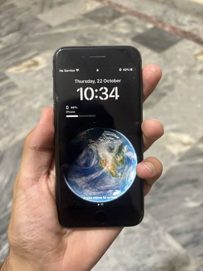 iPhone 8