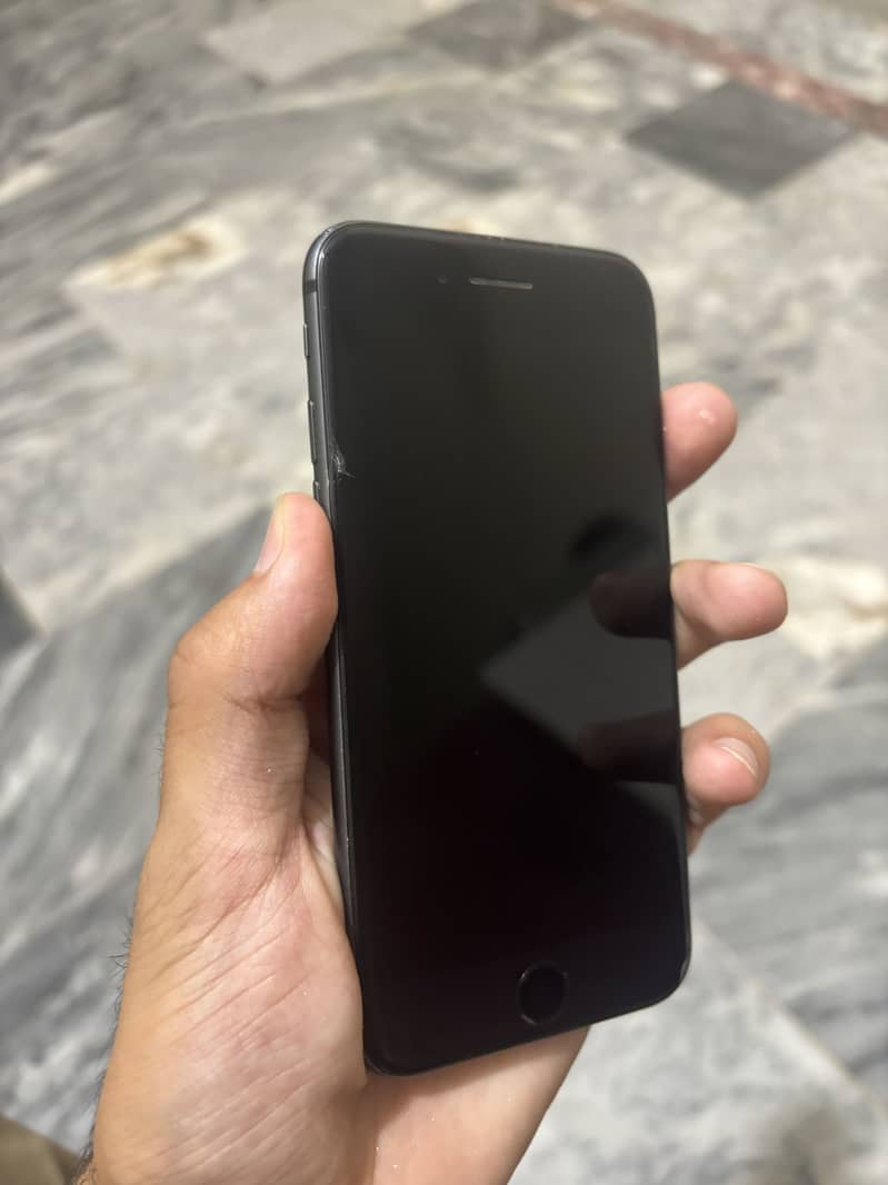 iPhone 8 1