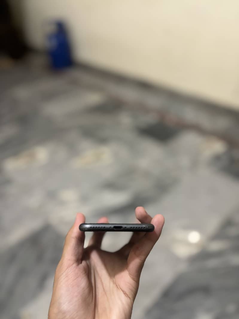 iPhone 8 2