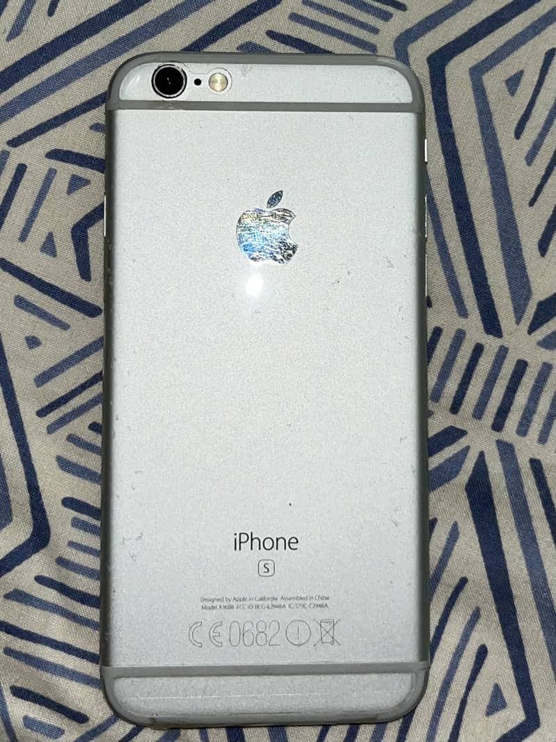Apple iPhone 6S 3