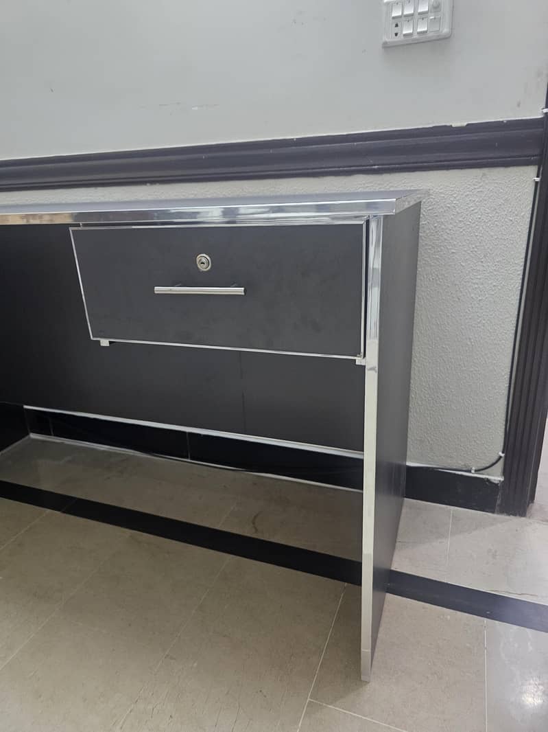 Office Table 3