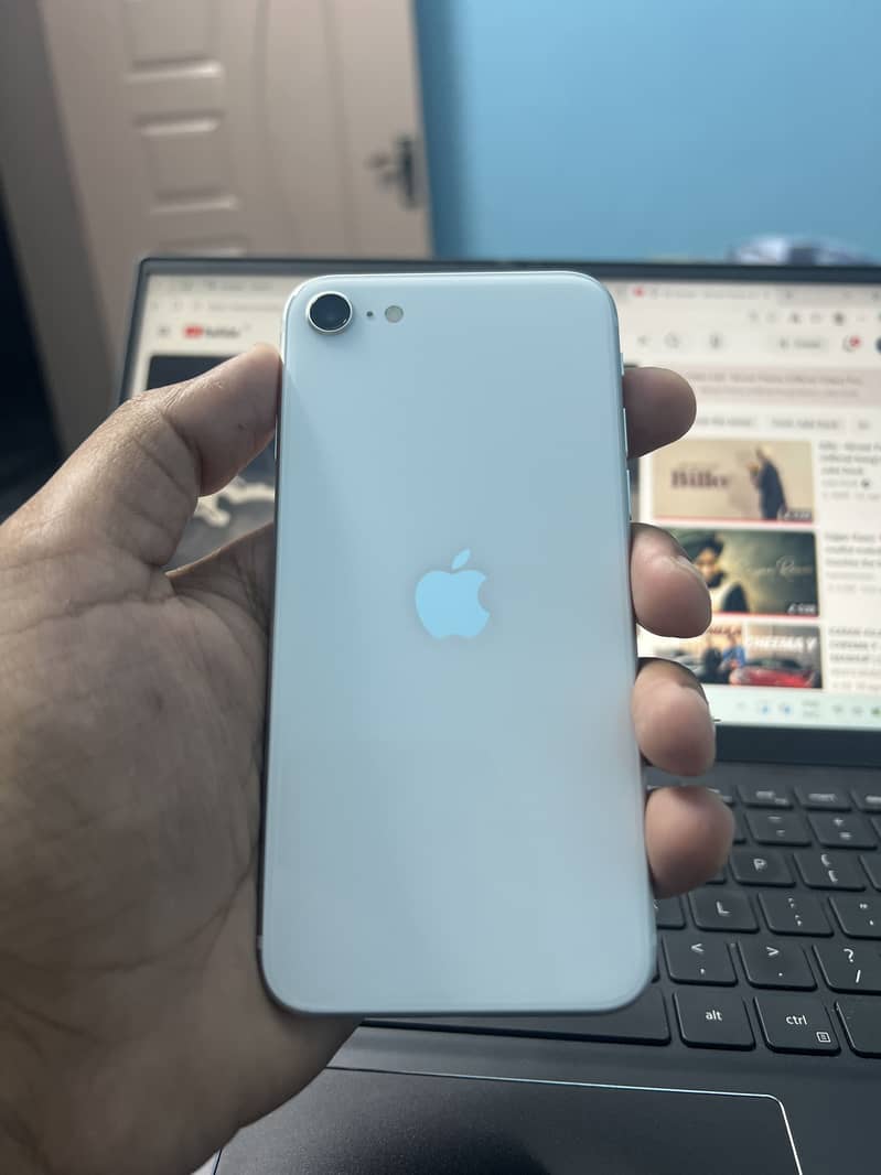 iphone SE 2020 2nd generation 0