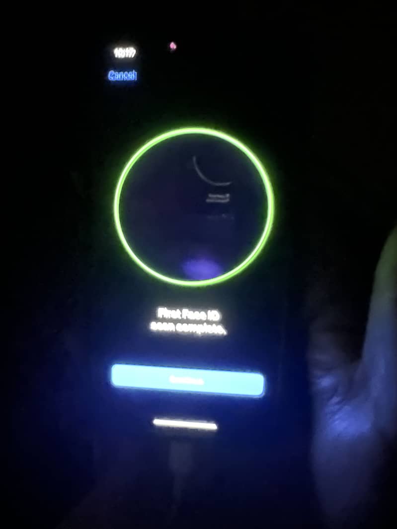 Apple iPhone X 0