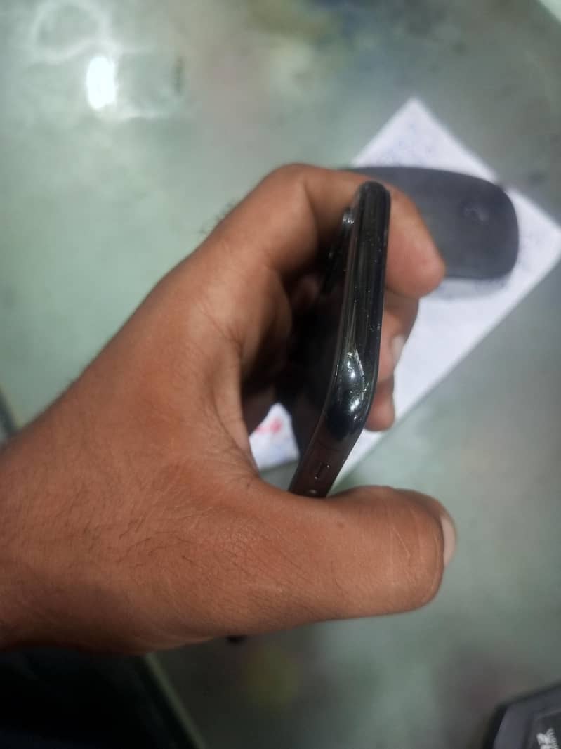 Apple iPhone XS 2