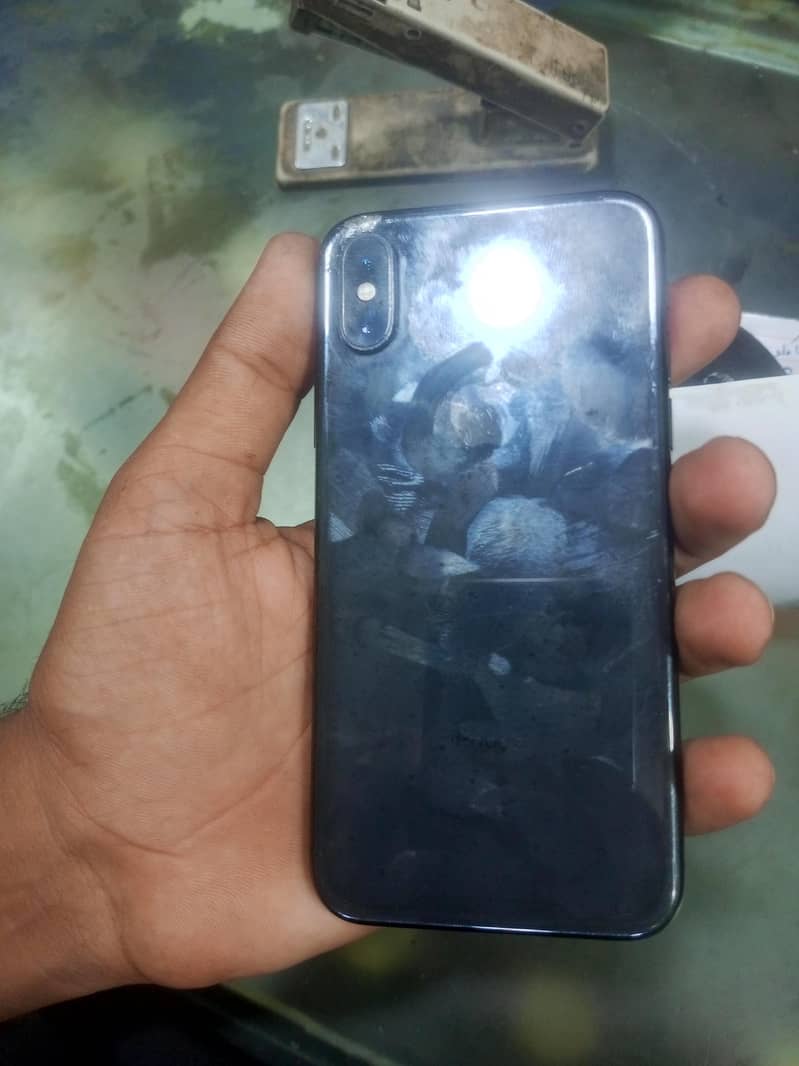 Apple iPhone XS 6