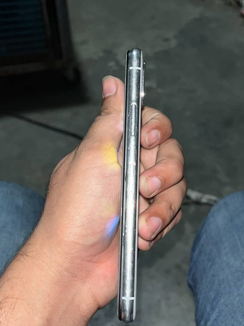 Apple iPhone X 2