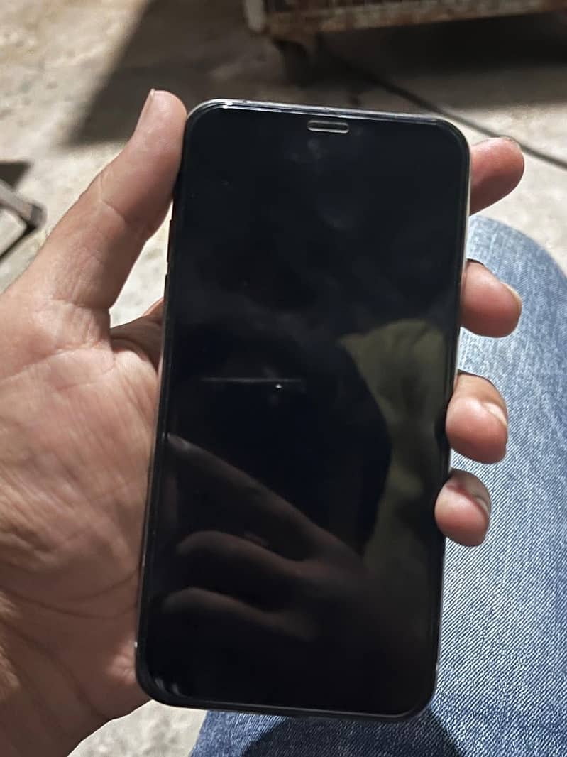 Apple iPhone X 3