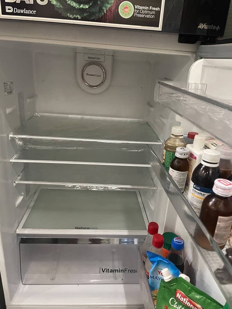 Dawlance fridge condition 10/10 2