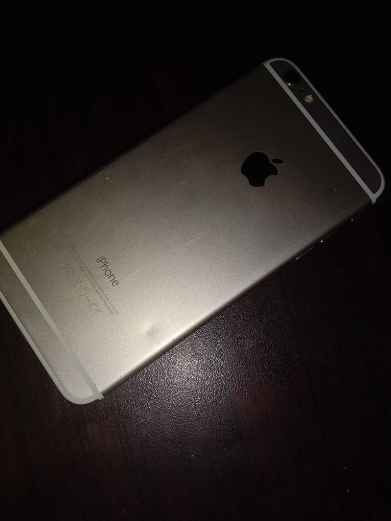 Apple iPhone 6S Plus 3