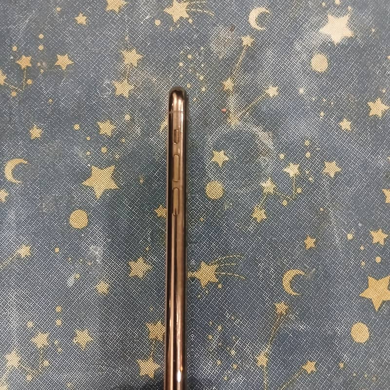 Apple iPhone 11 Pro Max 3