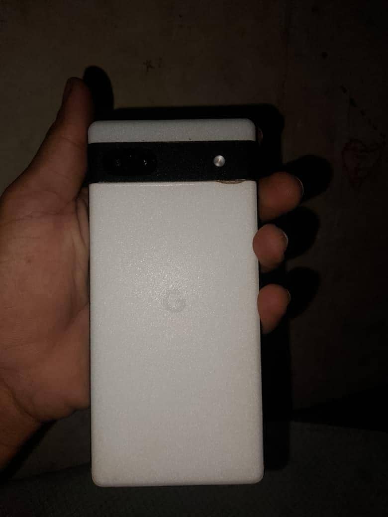 Google Pixel 6a 1