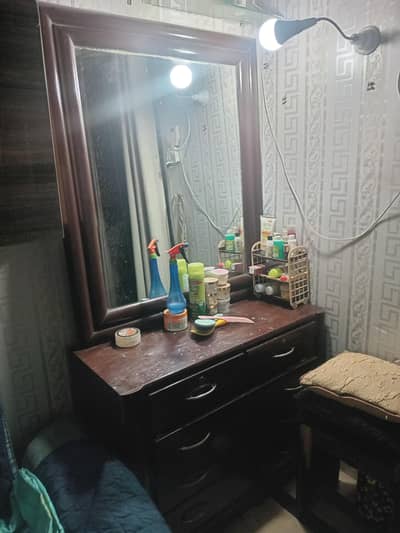 Dressing table for sale