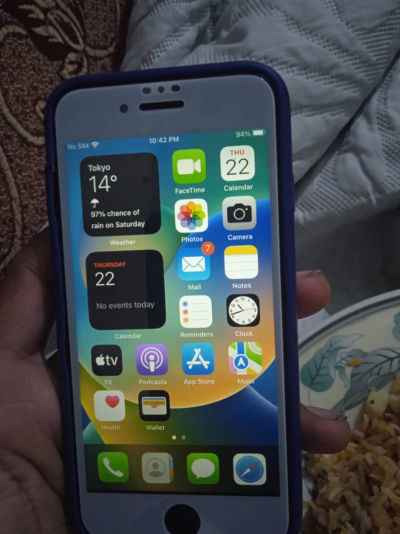 Apple iPhone 8 0