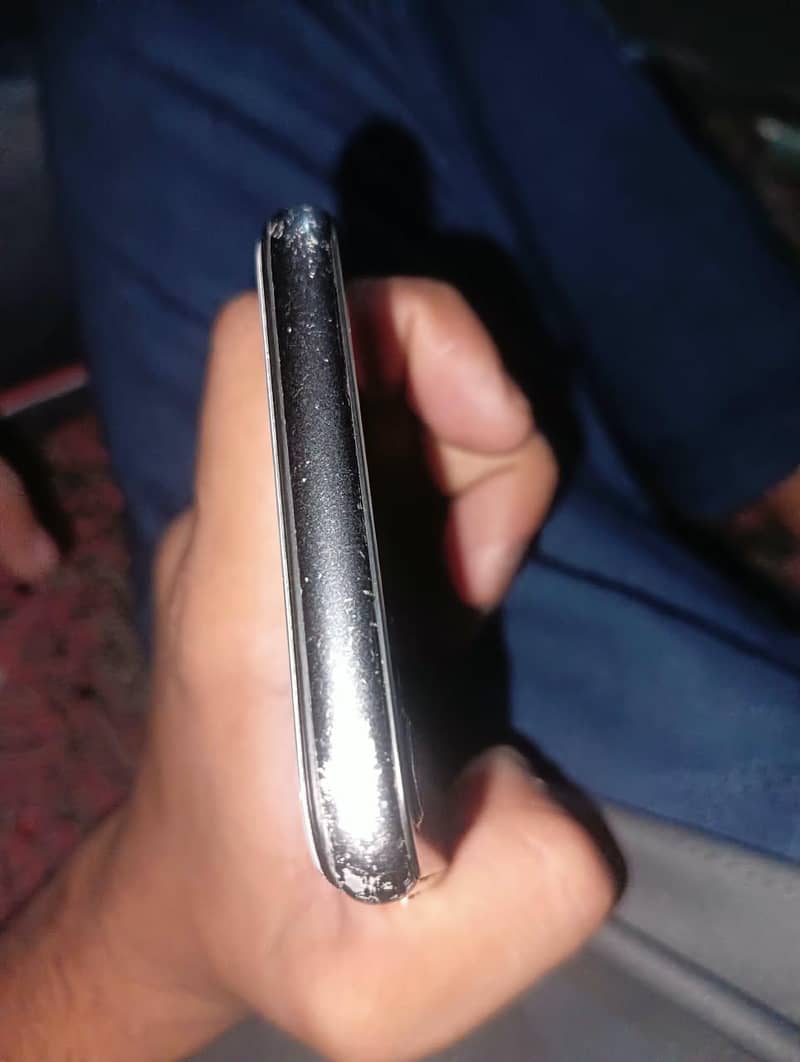Apple iPhone 8 5