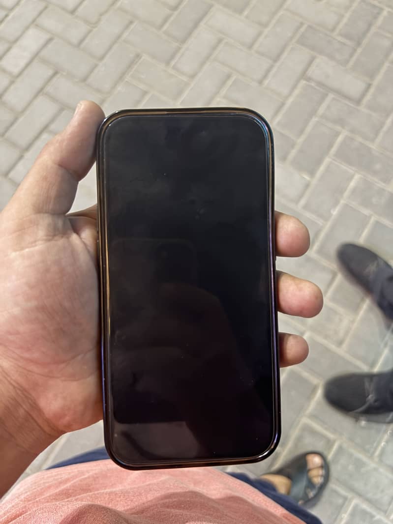 Apple iPhone 14 Pro 1