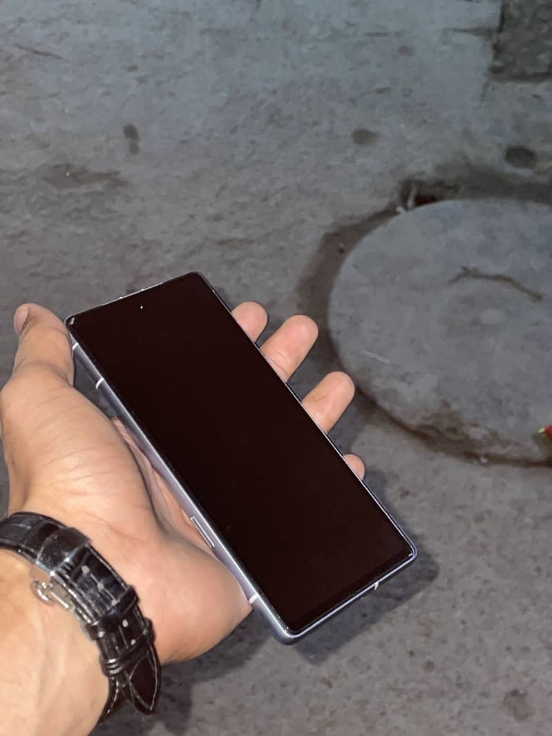 Google pixel 7A 5