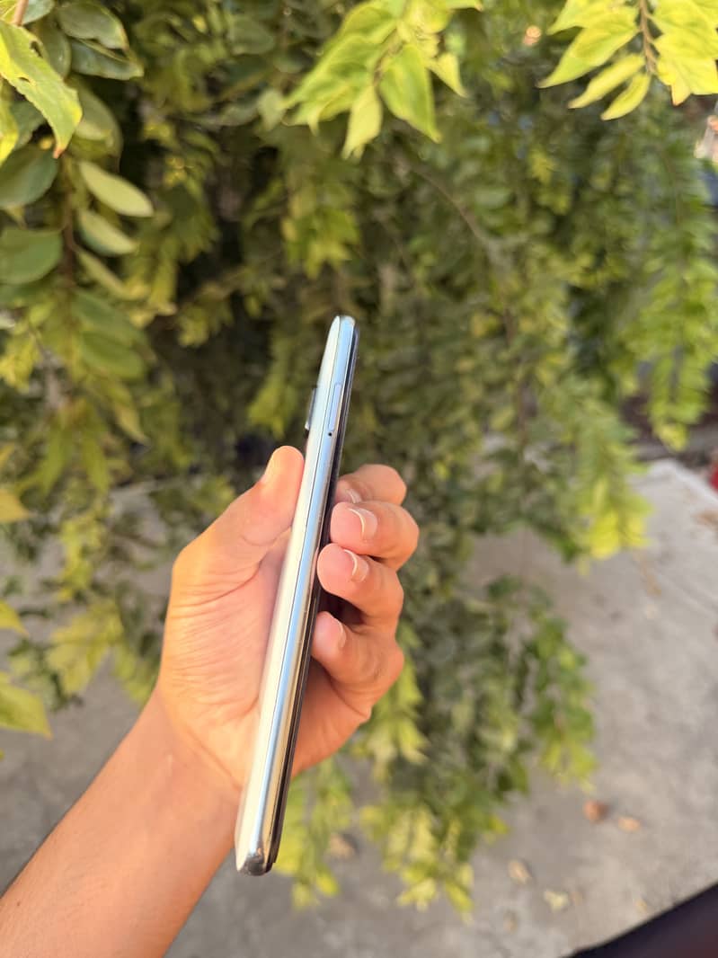 Xiaomi Redmi Note 9 Pro 4