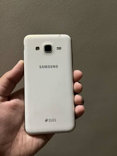 Samsung Mobile J3