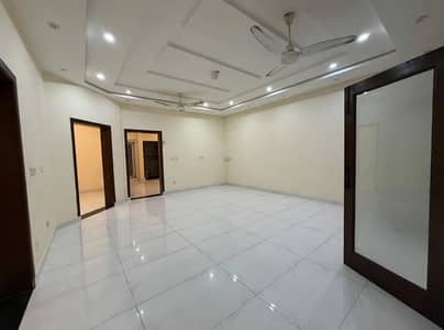 10 Marla Lower Portion for Rent in Sector E, Bahria Town Lahore