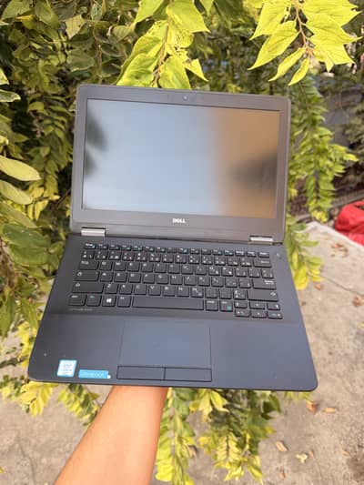 Dell Laptop latitude 7270