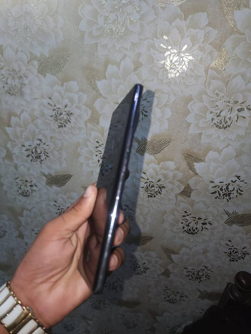 Tecno Spark 20 Pro Plus 2