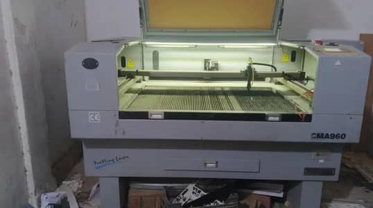 Yuming CO2 laser machine