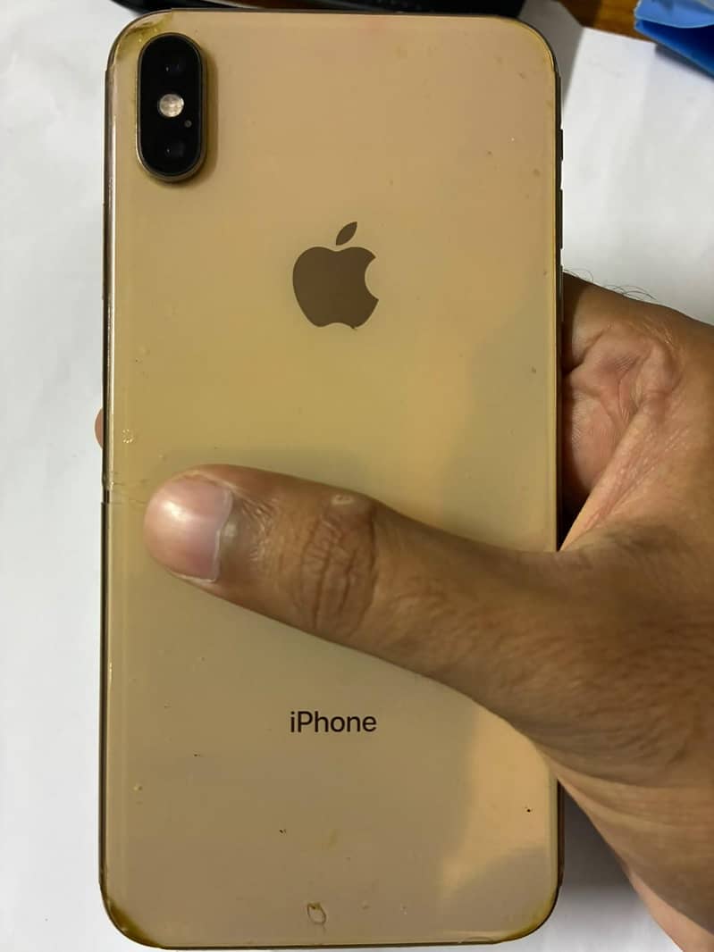 Apple iPhone XS Max 5