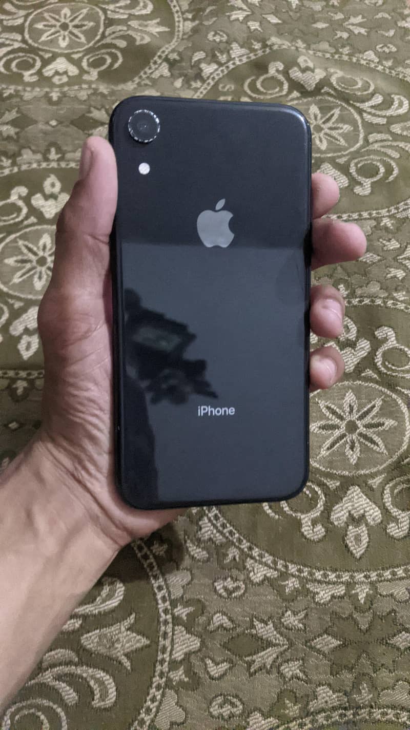 Apple iPhone XR 6