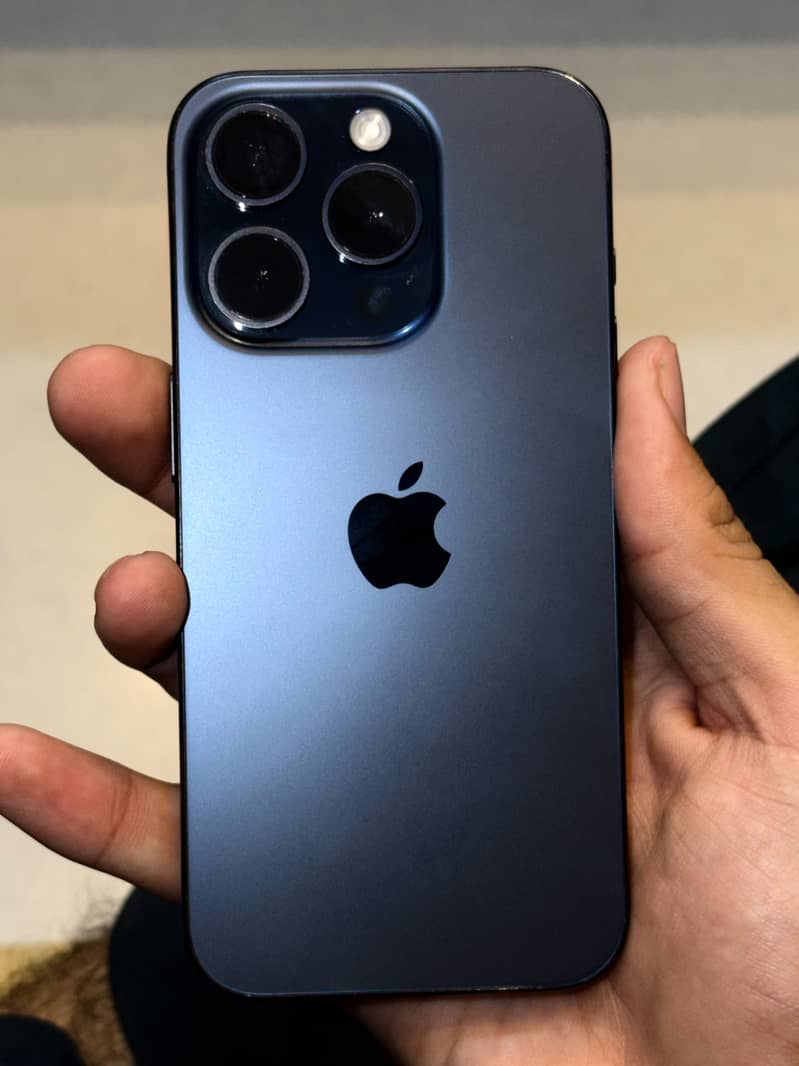 Apple iPhone 15 Pro 2