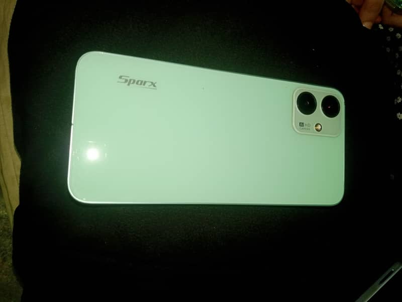Tecno Spark Go 1