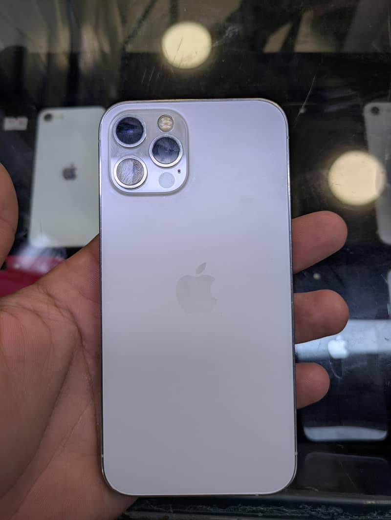 Apple iPhone 12 Pro 6