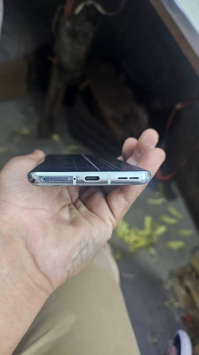 One Plus 9 Pro 4