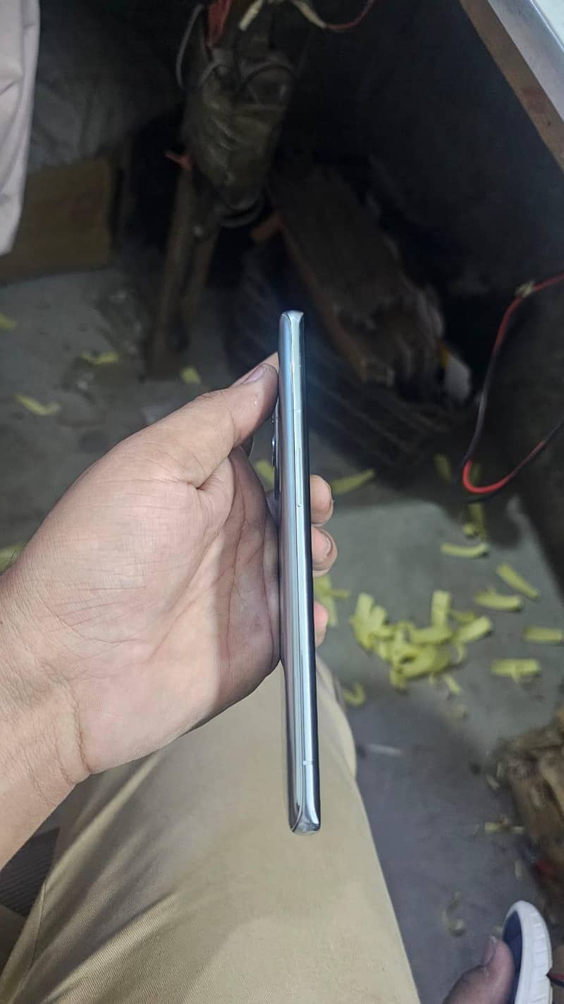 One Plus 9 Pro 5