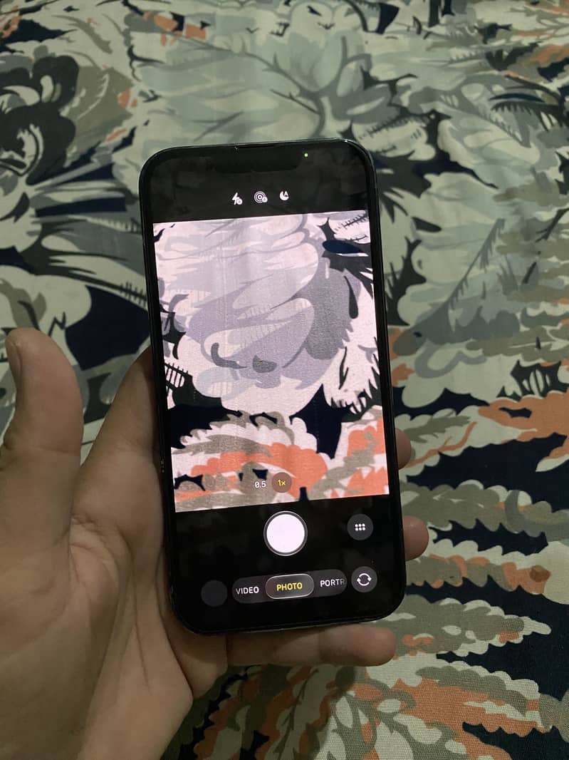 IPhone 13 7