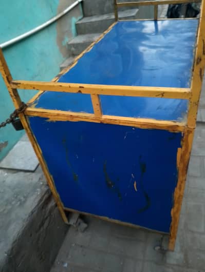 Urgent sale fries counter